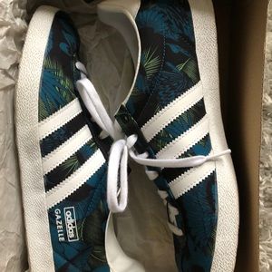 Adidas gazelle